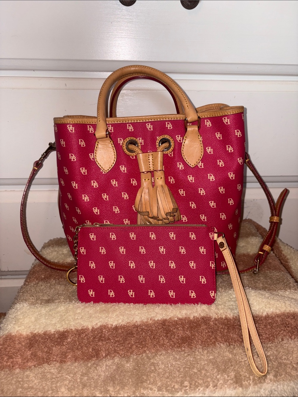 Dooney & Bourke Red and Tan Bucket Crossbody Bag w wristlet